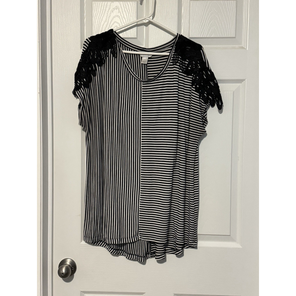 CJ Banks Striped Floral Embelish Cap Sleeve Top Size 1x Lace Short Sleeve Shirt